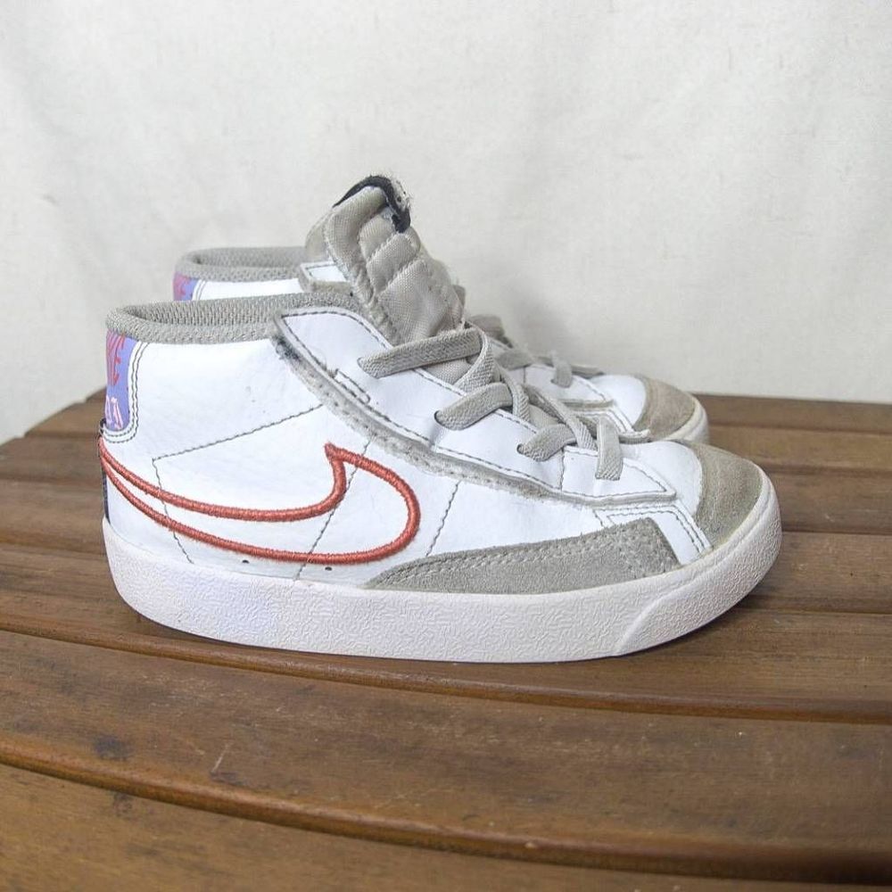 Toddler Nike Blazer Mid '77 SE White/Magic Ember-Purple Pulse Size 10c